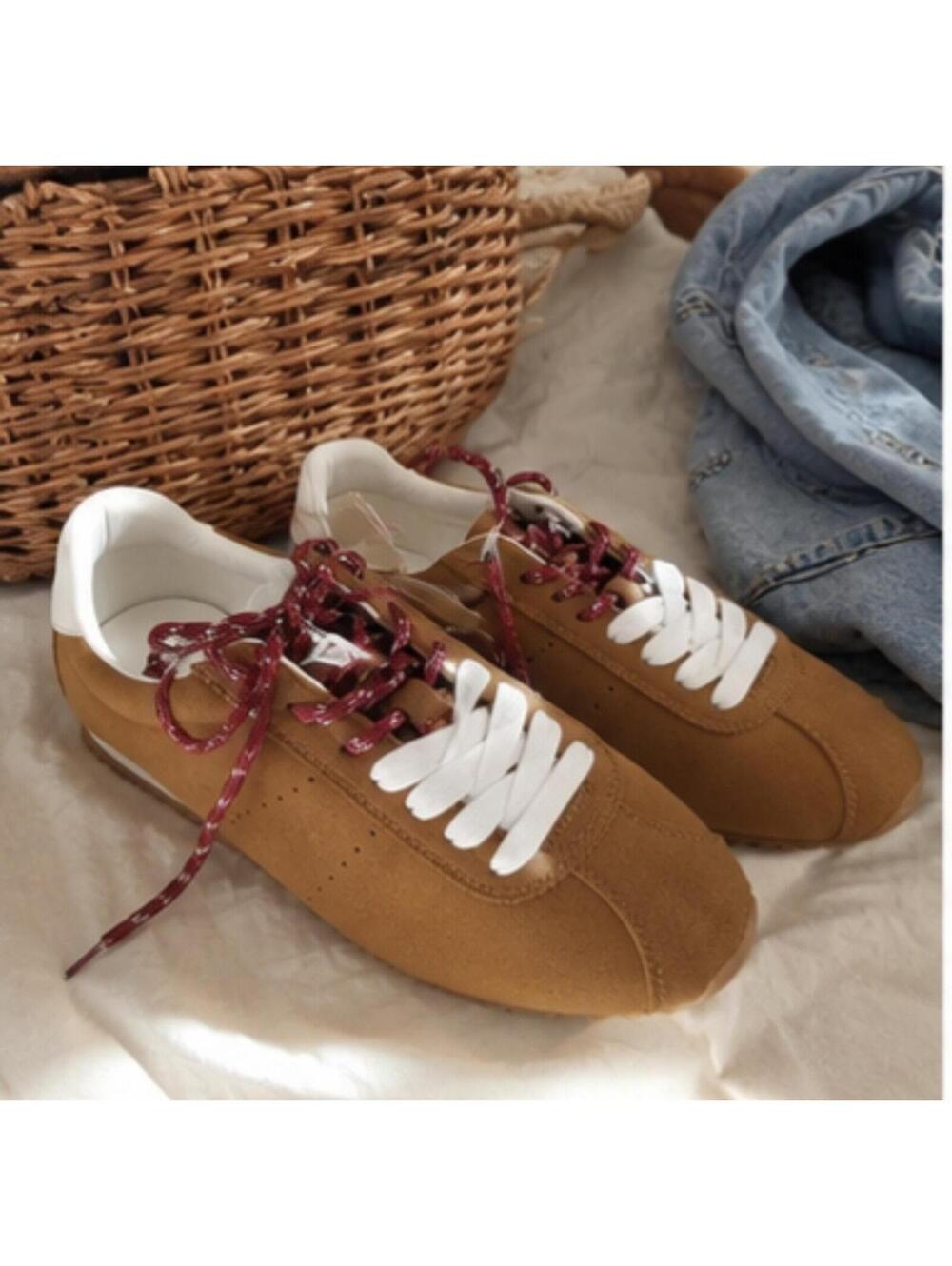 Universal Thread JoJo Retro Runner Sneakers Brown Size 8 NWT Casual Y2K